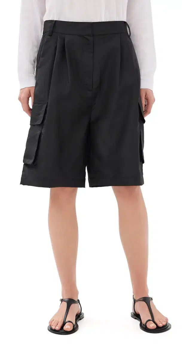 Crispy Nylon Stella Shorts Black