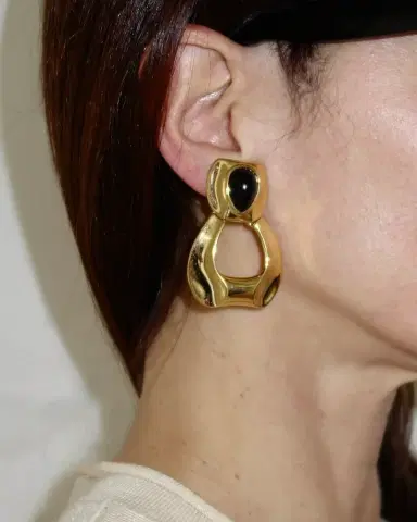 Jen Wonders Studio Givenchy Cabochon Earrings | Thumbnail 5 Jen Wonders Studio Givenchy Cabochon Earrings | Thumbnail 5