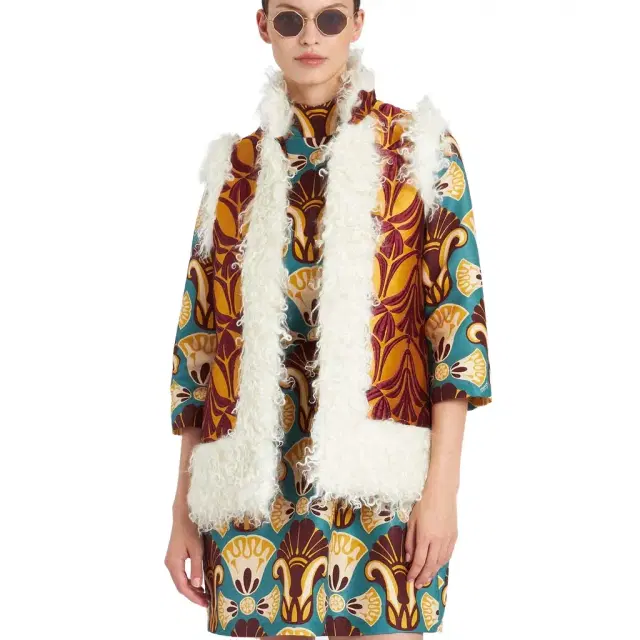 Sleeveless Folk Jacket