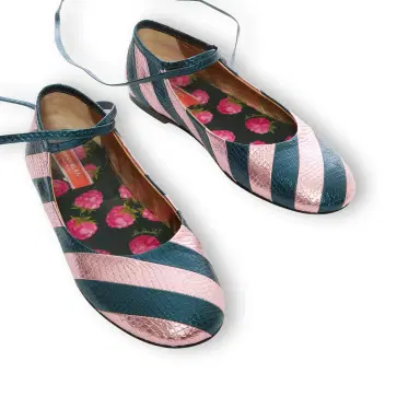 La DoubleJ Ballerina Flats | Thumbnail 4