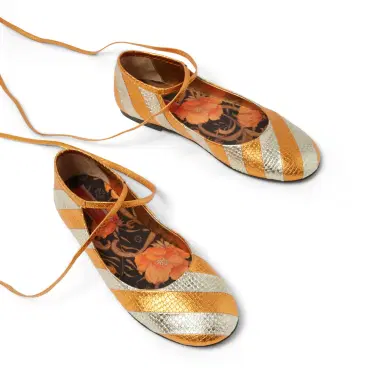 La DoubleJ Ballerina Flats | Thumbnail 3