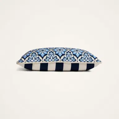 La DoubleJ Outdoor Cushion (30X50) | Thumbnail 4