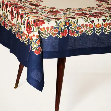 La DoubleJ Square Tablecloth | Thumbnail 2 La DoubleJ Square Tablecloth | Thumbnail 2