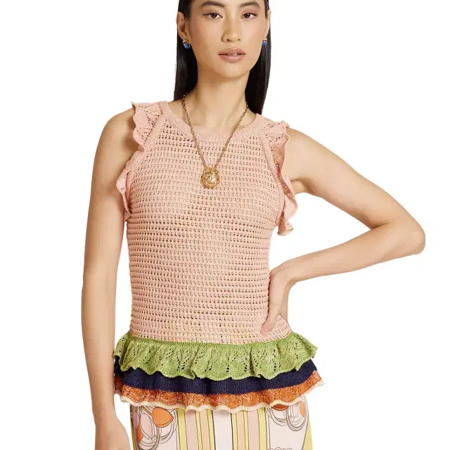 Eight Counts Crop Top