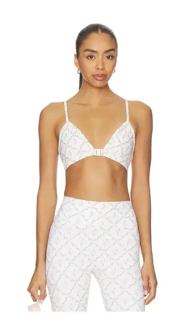 Astoria Clasp Sports Bra | Thumbnail 1