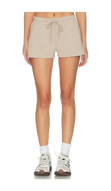 Astoria Sweatshort | Thumbnail 1