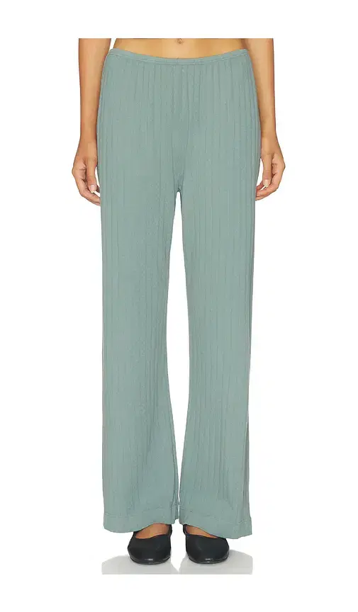 The Pointelle Simple Crop Pant