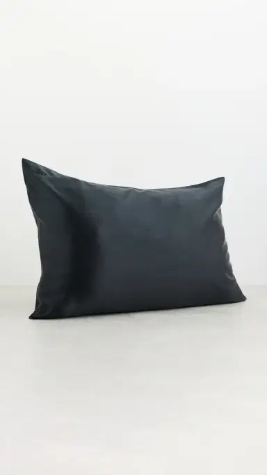Slip Pure Silk Queen Pillowcase | Thumbnail 2