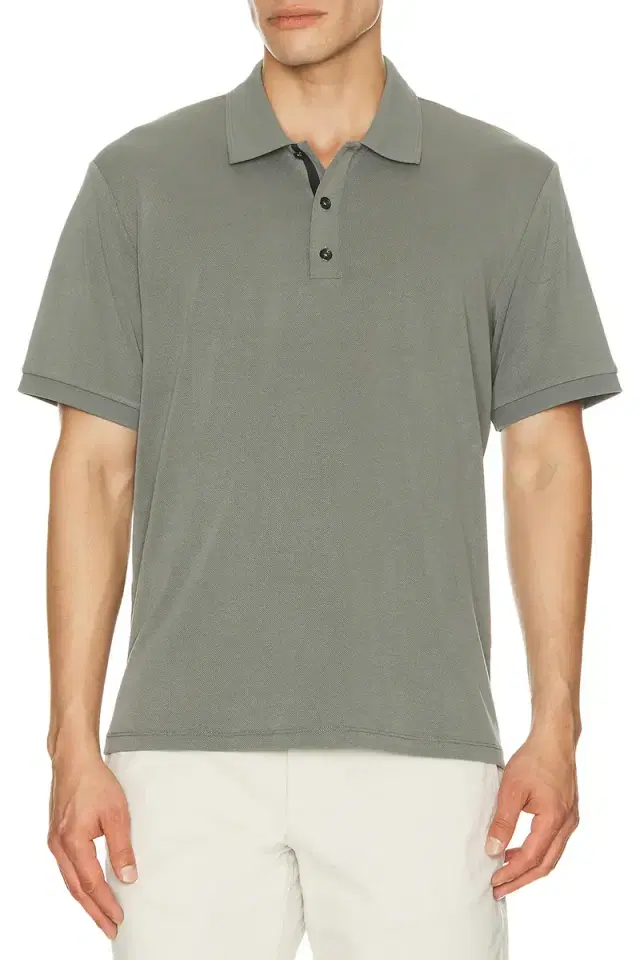 Tech Pique Slim Polo