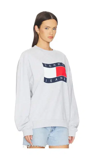 Tommy Jeans 90s Wavy Flag Crew Sweatshirt | Thumbnail 4