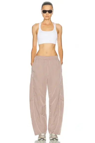 Beyond Yoga Limitless Barrel Leg Pant | Thumbnail 5 Beyond Yoga Limitless Barrel Leg Pant | Thumbnail 5