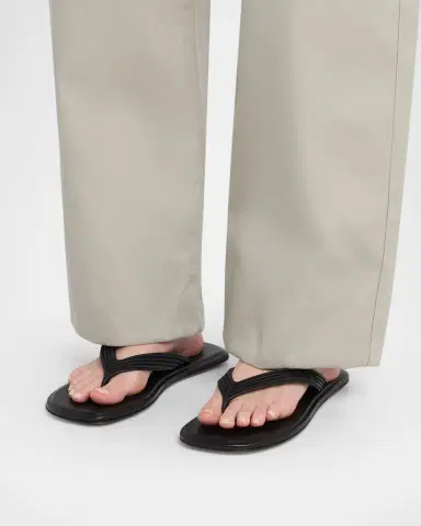 Bottega Veneta Sampieri Flat Thong Sandals | Thumbnail 2 Bottega Veneta Sampieri Flat Thong Sandals | Thumbnail 2