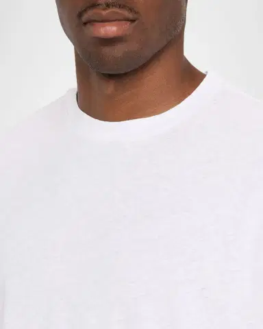 Frescobol Carioca Men's Dinis Linen and Cotton Solid Crewneck T-Shirt | Thumbnail 5 Frescobol Carioca Men's Dinis Linen and Cotton Solid Crewneck T-Shirt | Thumbnail 5