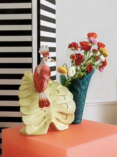 Lladro Utopical Porcelain Vase - Coral And Green | Thumbnail 5