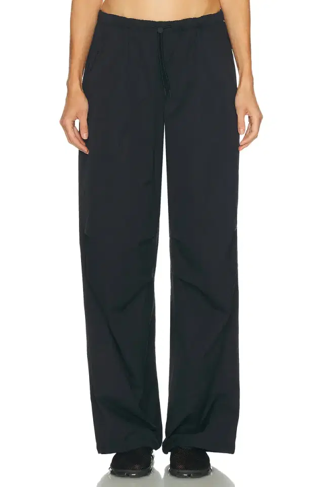On Parachute Pant