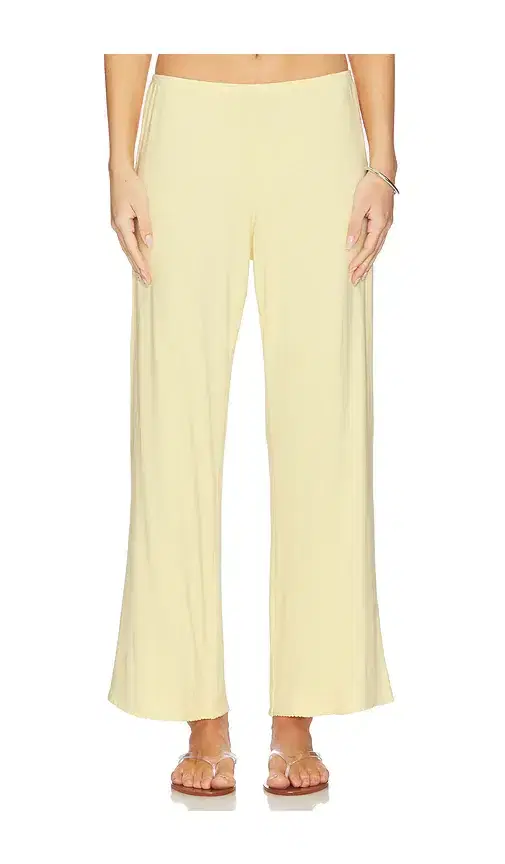 The Baby Rib Scallop Pant