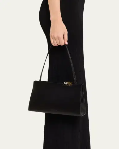 Jacquemus Le Salon Rond Carre Leather Clutch Bag | Thumbnail 2