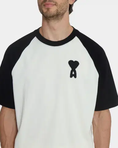 AMI PARIS Boxy Crochet Ami De Coeur Raglan T-Shirt | Thumbnail 5 AMI PARIS Boxy Crochet Ami De Coeur Raglan T-Shirt | Thumbnail 5