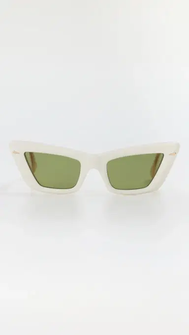 Le Specs x Alemais Lucia Sunglasses | Thumbnail 2 Le Specs x Alemais Lucia Sunglasses | Thumbnail 2