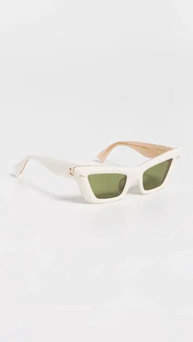 Le Specs x Alemais Lucia Sunglasses | Thumbnail 4 Le Specs x Alemais Lucia Sunglasses | Thumbnail 4