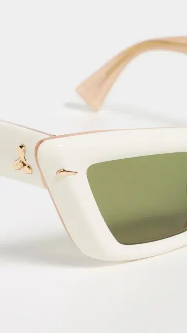 Le Specs x Alemais Lucia Sunglasses | Thumbnail 5 Le Specs x Alemais Lucia Sunglasses | Thumbnail 5