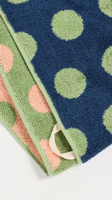 Dusen Dusen Hand Towel Green Dot One Size | Thumbnail 3