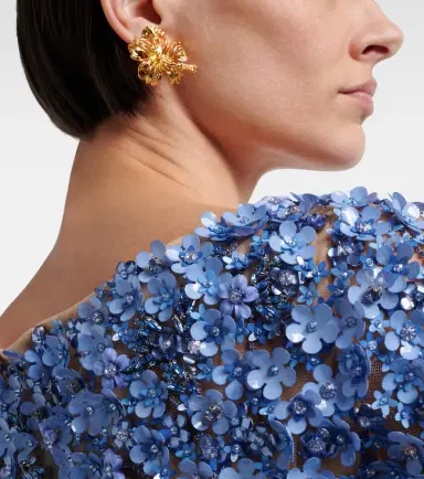 Oscar de la Renta Hibiscus clip-on earrings | Thumbnail 5 Oscar de la Renta Hibiscus clip-on earrings | Thumbnail 5