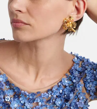 Oscar de la Renta Hibiscus clip-on earrings | Thumbnail 6 Oscar de la Renta Hibiscus clip-on earrings | Thumbnail 6