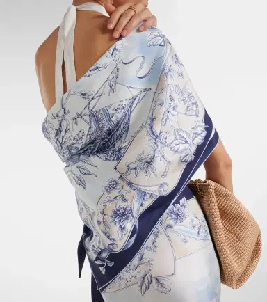 Ferragamo Printed silk scarf | Thumbnail 5