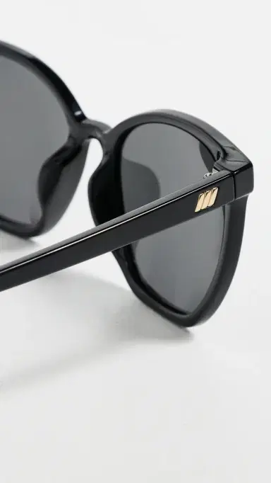 Le Specs Nirvana Sunglasses Black One Size | Thumbnail 5 Le Specs Nirvana Sunglasses Black One Size | Thumbnail 5