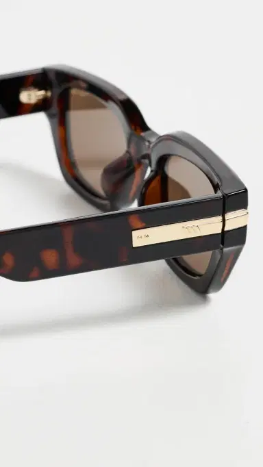 Le Specs Cubito Sunglasses | Thumbnail 6