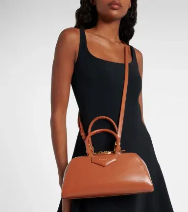 Givenchy Antigona Small leather shoulder bag | Thumbnail 7 Givenchy Antigona Small leather shoulder bag | Thumbnail 7