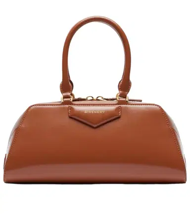 Givenchy Antigona Small leather shoulder bag | Thumbnail 1 Givenchy Antigona Small leather shoulder bag | Thumbnail 1