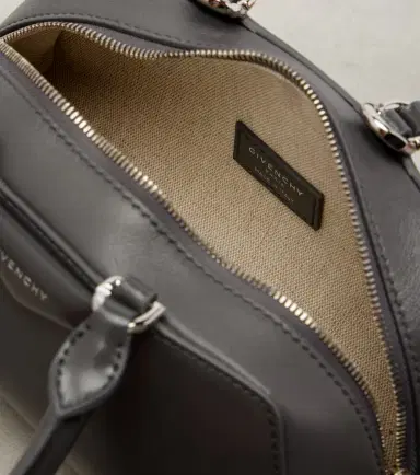 Givenchy Antigona Cube Mini leather tote bag | Thumbnail 4 Givenchy Antigona Cube Mini leather tote bag | Thumbnail 4