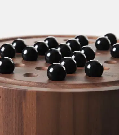 Giobagnara Mocambo Peg walnut solitaire set | Thumbnail 2