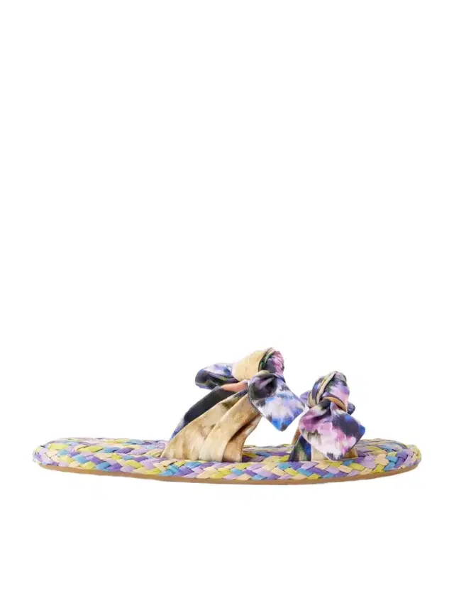 Carousel Woven Slides