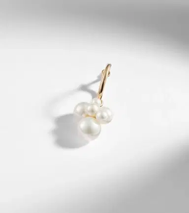 Sophie Bille Brahe Botticelli 14kt gold single earring with pearls | Thumbnail 5 Sophie Bille Brahe Botticelli 14kt gold single earring with pearls | Thumbnail 5