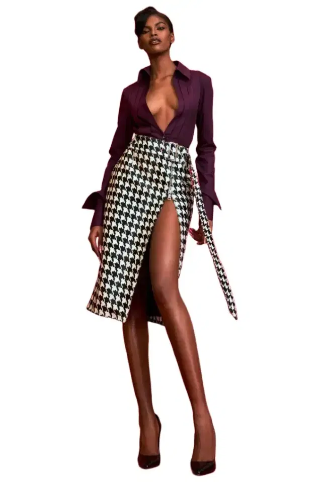 LaQuan Smith Double Cuff Button Down Shirt