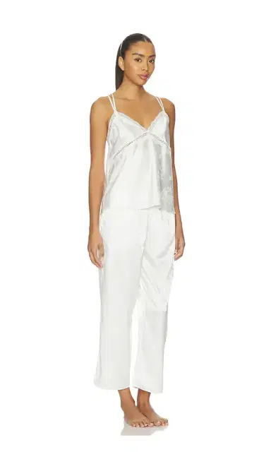 Flora Nikrooz Florence Solid Jacquard Charmeuse Capri Set | Thumbnail 2 Flora Nikrooz Florence Solid Jacquard Charmeuse Capri Set | Thumbnail 2