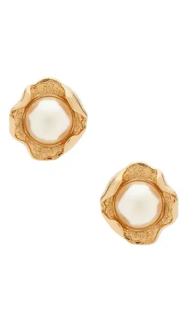 8 Other Reasons Cluster Stud Earrings | Thumbnail 1