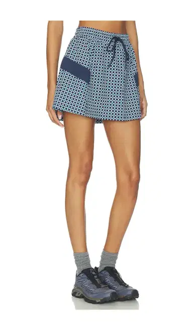 BEACH RIOT Clyde Skirt | Thumbnail 2 BEACH RIOT Clyde Skirt | Thumbnail 2