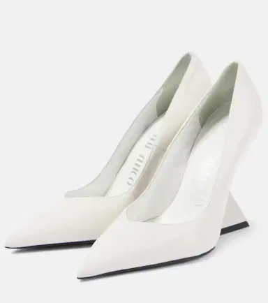 The Attico Cheope leather pumps | Thumbnail 3