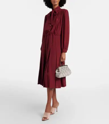 Gucci GG Medium crystal-embellished clutch | Thumbnail 7 Gucci GG Medium crystal-embellished clutch | Thumbnail 7