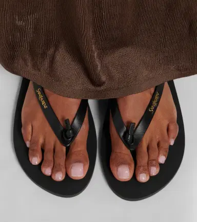 Saint Laurent Pool leather thong sandals | Thumbnail 5