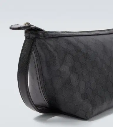 Gucci Essence Classic GG canvas toiletry bag | Thumbnail 3 Gucci Essence Classic GG canvas toiletry bag | Thumbnail 3