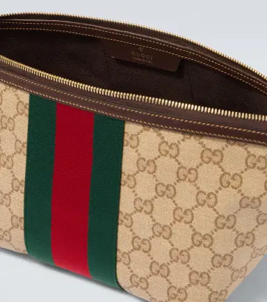 Gucci Essence Classic GG canvas toiletry bag | Thumbnail 3 Gucci Essence Classic GG canvas toiletry bag | Thumbnail 3