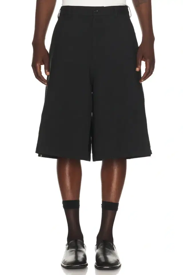 Zipper Detail Shorts