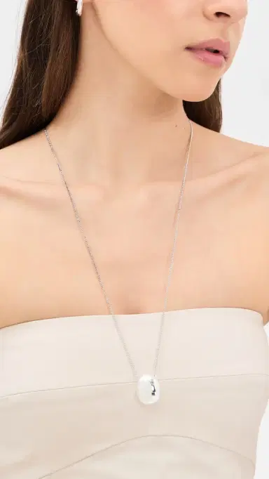 Shashi Carter Pendant Necklace | Thumbnail 3