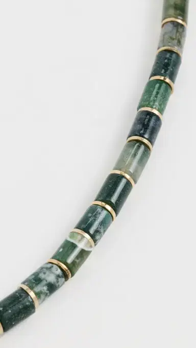 SHASHI Cilindro Gemstone Necklace Green One Size | Thumbnail 4