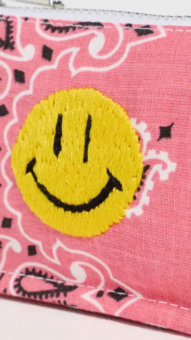 CALL IT BY YOUR NAME Happy Face Card Holder Strawberry/Pale Pink One Size | Thumbnail 4 CALL IT BY YOUR NAME Happy Face Card Holder Strawberry/Pale Pink One Size | Thumbnail 4